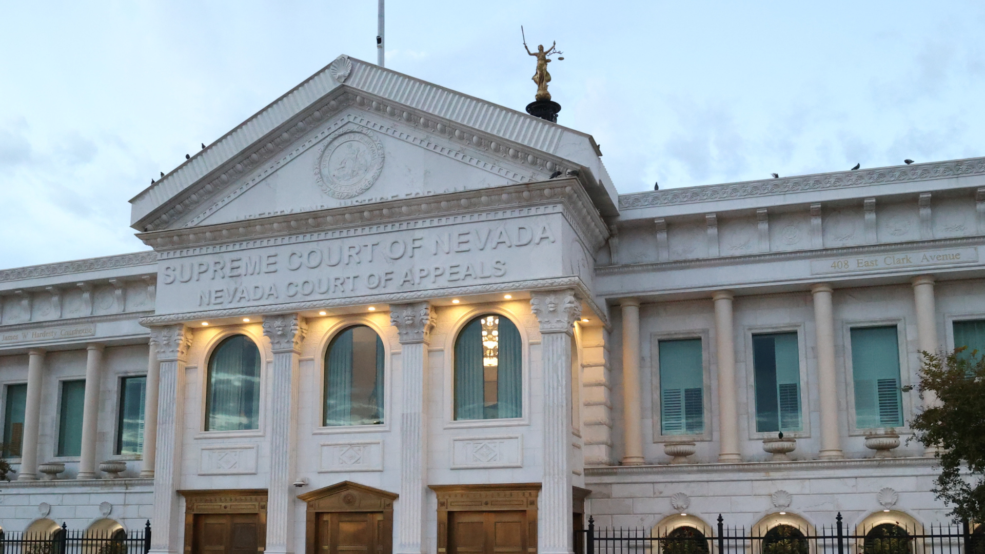 Outdoor shot of the Supreme Court of Nevada building in Las Vegas